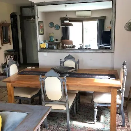 Apartman A Unique Villa With Shared Pool And Garden *
