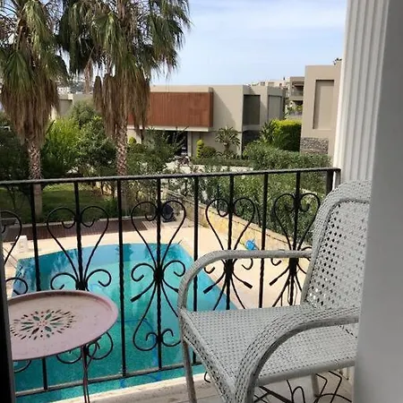 Apartman A Unique Villa With Shared Pool And Garden *
